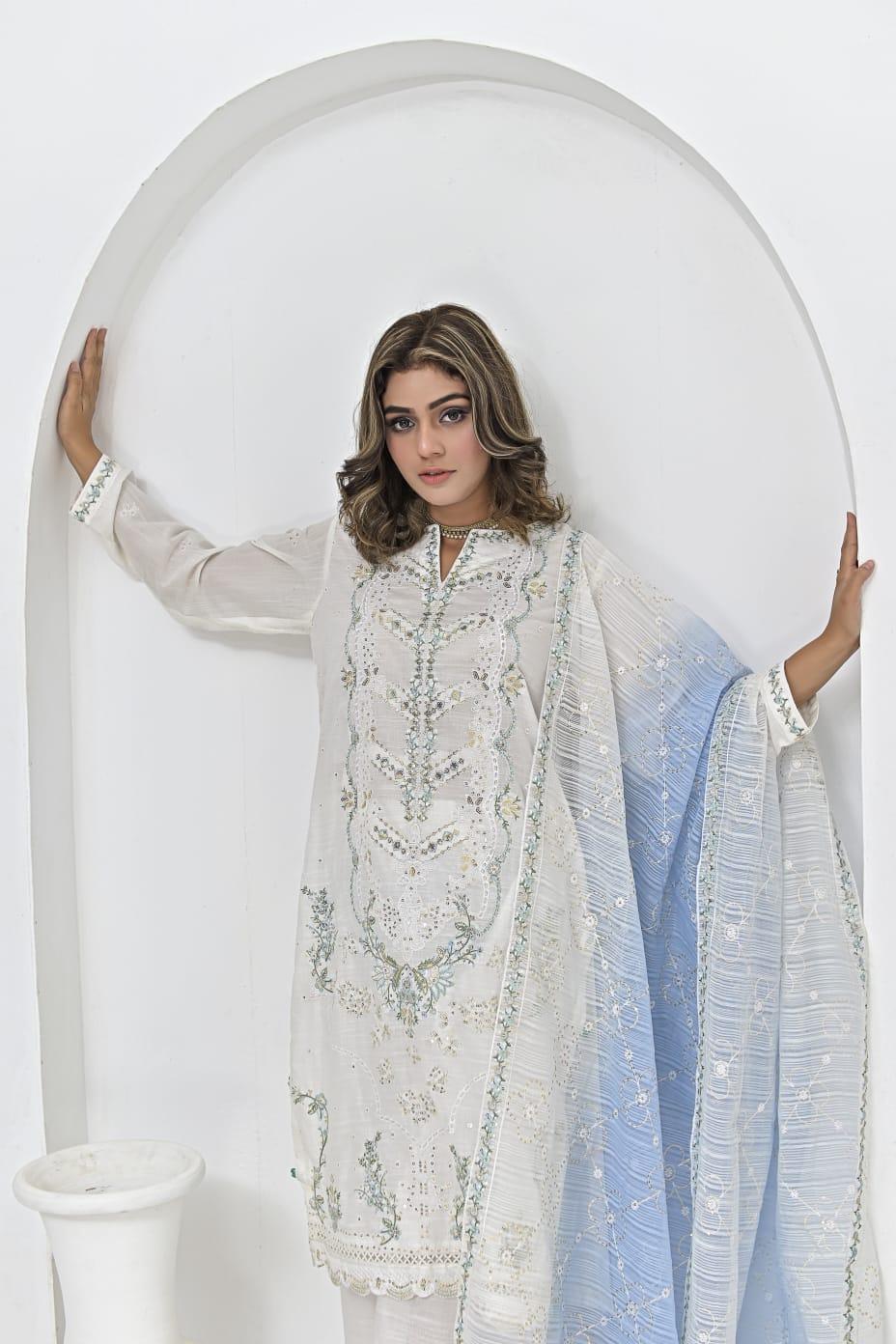 Majestic Vol - 10 White