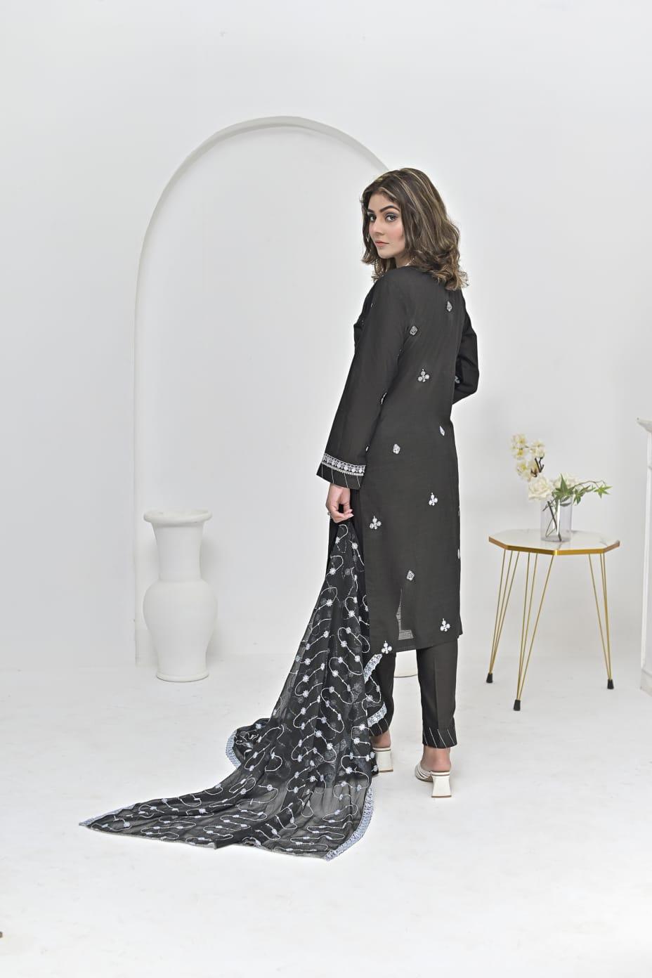 Majestic Vol - 10 Black